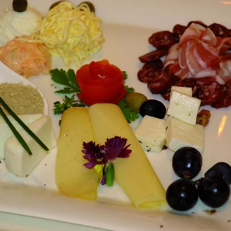 Alpen Experience Otel Grobming